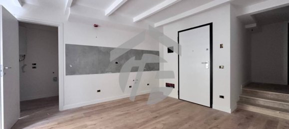 2 bedrooms Apartment in Florence, Italy No. 274547 28