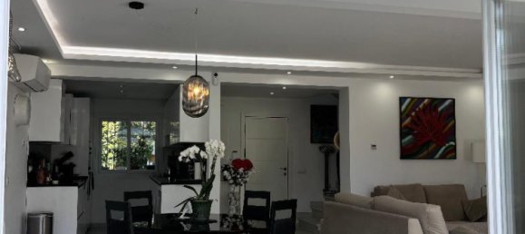 3 bedrooms Villa in Estepona, Spain No. 177868 4