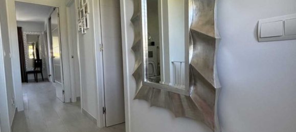 3 bedrooms Villa in Estepona, Spain No. 177868 6