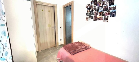 Квартира с 6 комнатами в Неаполь, Италия № 229671 9