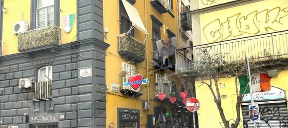 Квартира с 6 комнатами в Неаполь, Италия № 229671 3