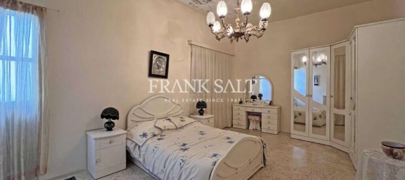 2 غرف نوم طابقين في Qormi, Malta رقم 1903 13