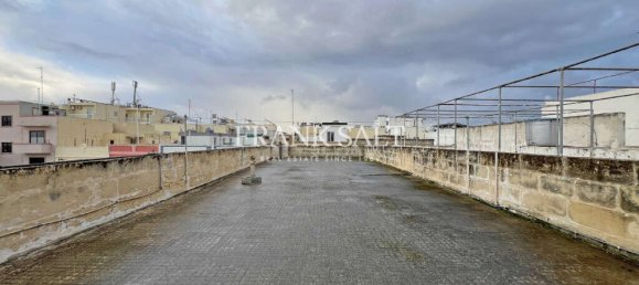 2 غرف نوم طابقين في Qormi, Malta رقم 1903 23