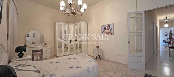 2 غرف نوم طابقين في Qormi, Malta رقم 1903 15