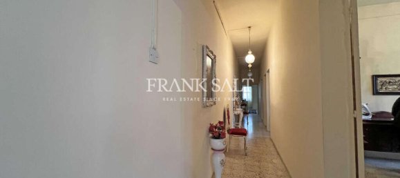 2 غرف نوم طابقين في Qormi, Malta رقم 1903 8