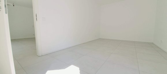 2غرفة شقة في Dusseldorf, Germany رقم 24898 5