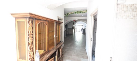 Gewerbliche Immobilie in Nicolosi, Italy 180m², Nr. 375067 15