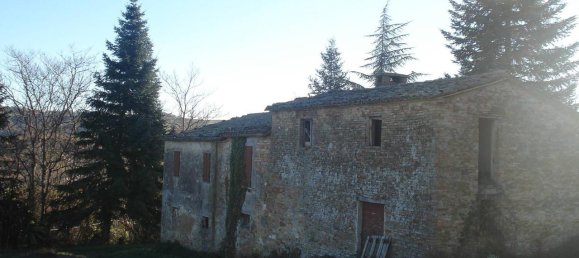 10 rooms House in Fossombrone, Italy No. 172357 10