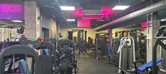 965m² Commercial property in Benalmadena, Spain No. 143230 8