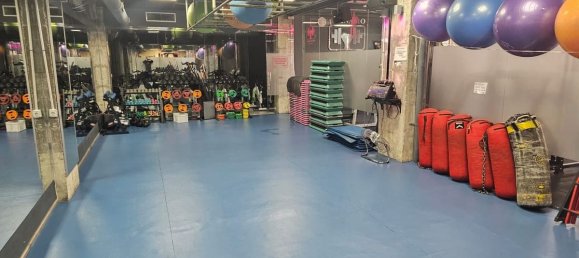 965m² Commercial property in Benalmadena, Spain No. 143230 14