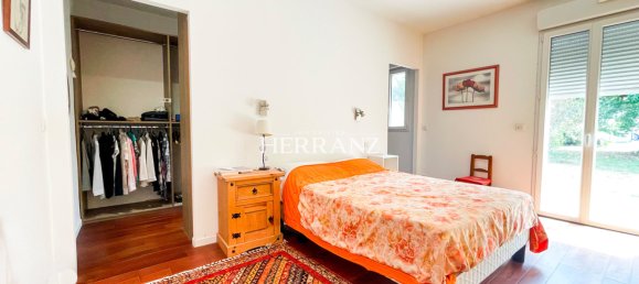 5 bedrooms House in Libourne, France No. 361903 8