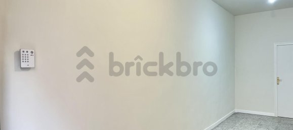 30m² Commercial property in Barcelona, Spain No. 81537 4