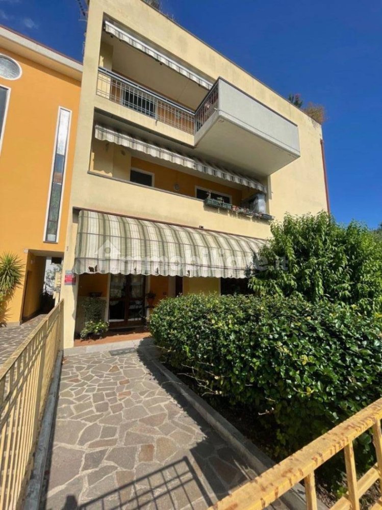 4 bedrooms Apartment in Abano Terme, Italy No. 288788