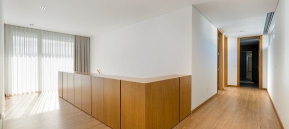 7 bedrooms House in Pacos de Ferreira, Portugal No. 118619 14