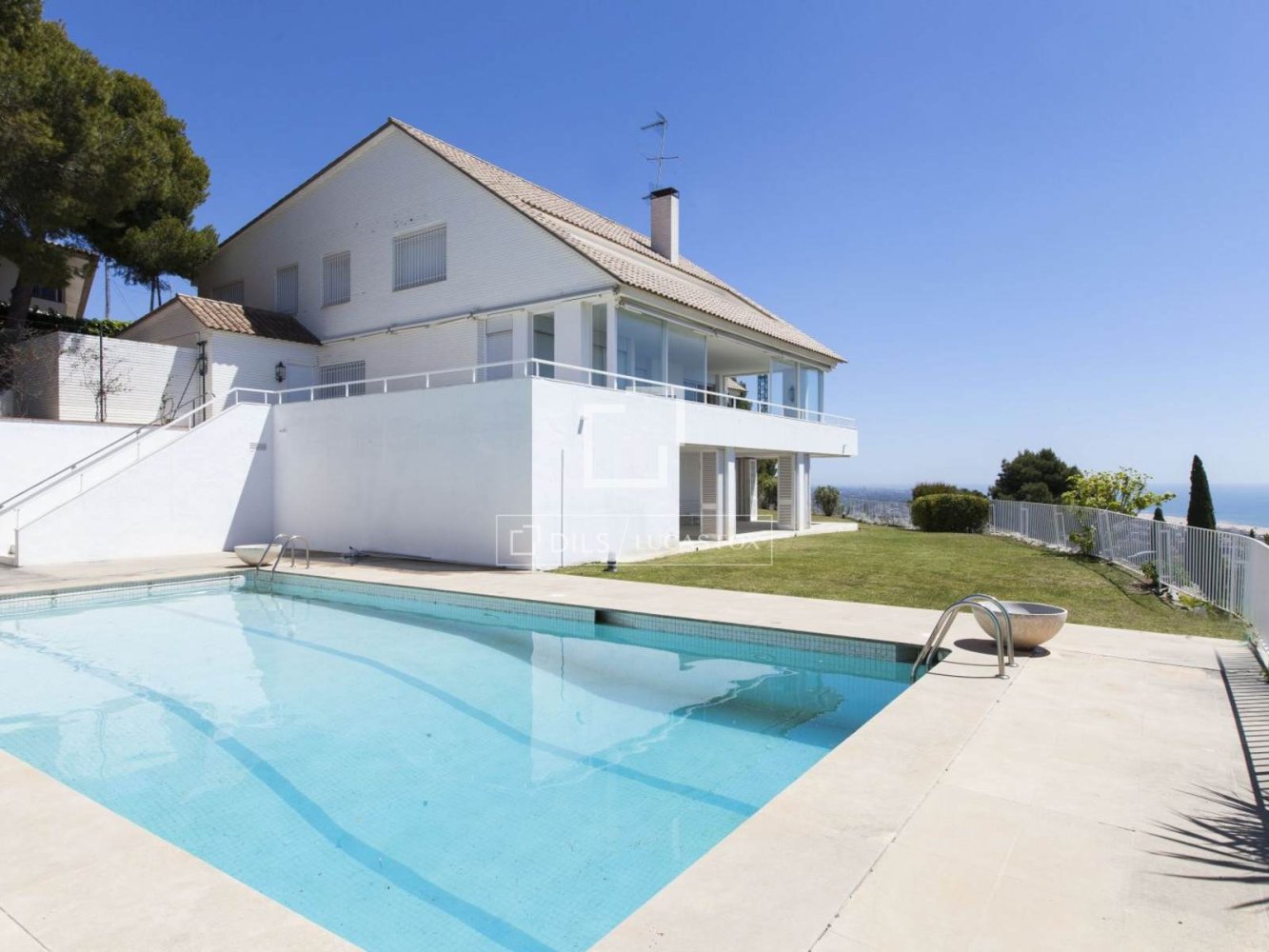 6 bedrooms Villa in Castelldefels, Spain No. 352413
