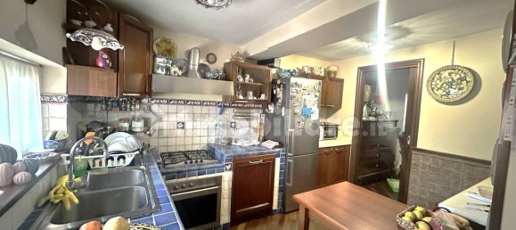4 Schlafzimmer Villa in Mascalucia, Italy, Nr. 107953 14
