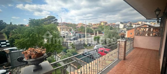 4 Schlafzimmer Villa in Mascalucia, Italy, Nr. 107953 32