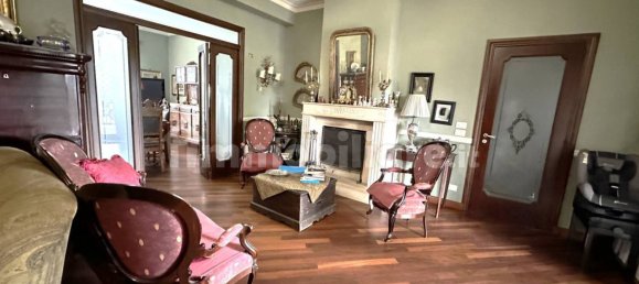 4 Schlafzimmer Villa in Mascalucia, Italy, Nr. 107953 5
