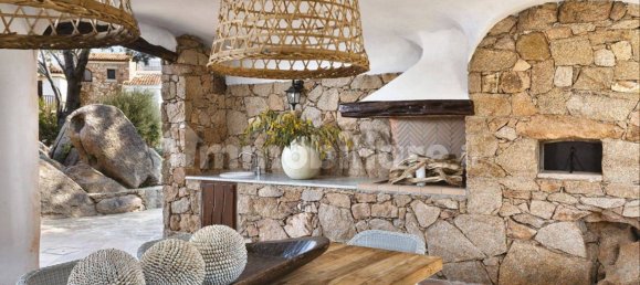 4 bedrooms Villa in Arzachena, Italy No. 172559 8