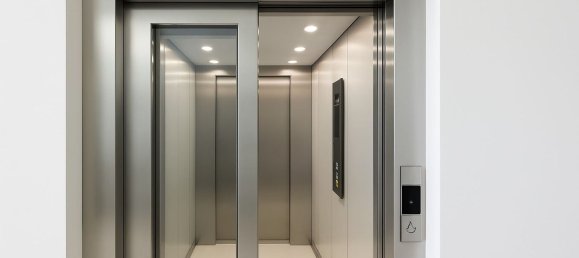 7 bedrooms Villa in Cadiz, Spain No. 190937 10