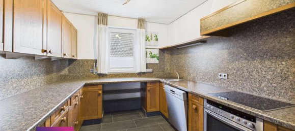 Таунхаус с 6 комнатами в Эслинген, Германия № 323124 22