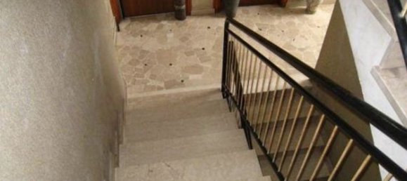 2 rooms Apartment in Varese, Italy No. 99374 6