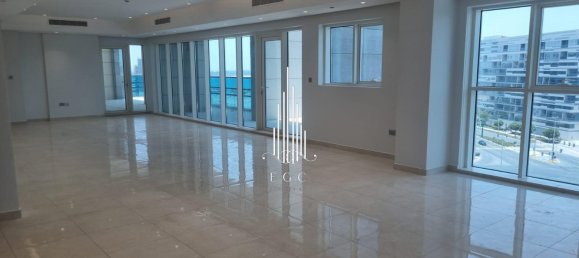 4 bedrooms Penthouse in Al Raha Beach, UAE No. 26271 3