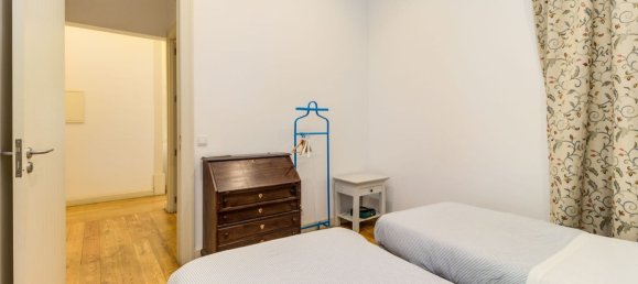 3 bedrooms Apartment in Lisbon, Portugal No. 11070 10