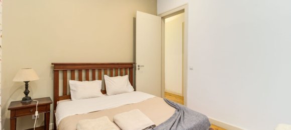 3 bedrooms Apartment in Lisbon, Portugal No. 11070 14