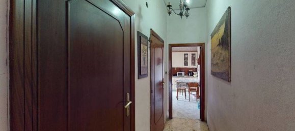 4 rooms Apartment in San Giorgio a Cremano, Italy No. 17742 13