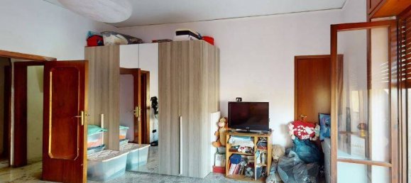 4 rooms Apartment in San Giorgio a Cremano, Italy No. 17742 26