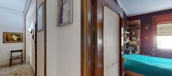 4 rooms Apartment in San Giorgio a Cremano, Italy No. 17742 28