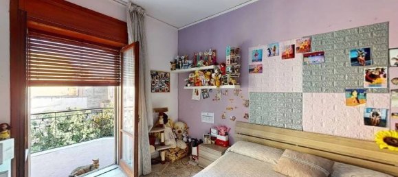 4 rooms Apartment in San Giorgio a Cremano, Italy No. 17742 5