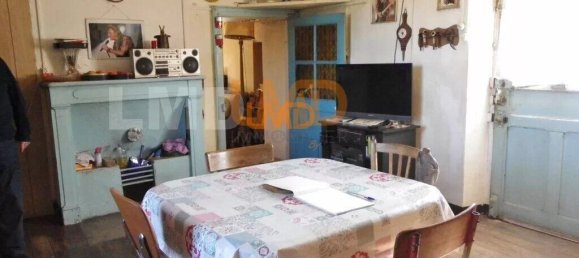 3 bedrooms House in Aveyron, France No. 289083 2