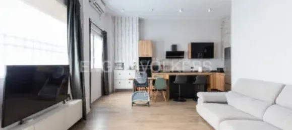 Квартира с 1 спальней в Валенсия, Испания № 174183 3