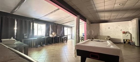 358m² Commercial property in Turin, Italy No. 378370 3