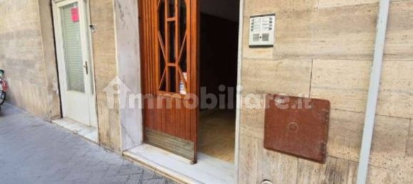 Apartamento de 3 dormitorios en Bisceglie, Italy No. 287203 2