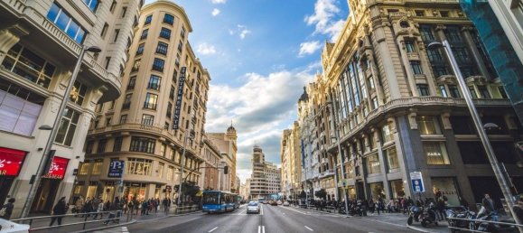 3 bedrooms Apartment in Madrid, Spain No. 125708 19