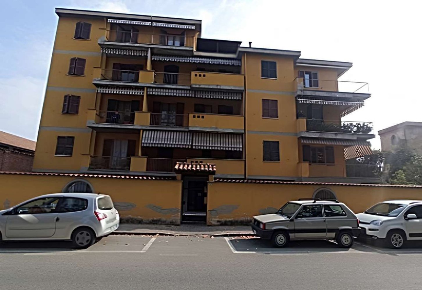 2 bedrooms Apartment in Robbio, Italy No. 361393