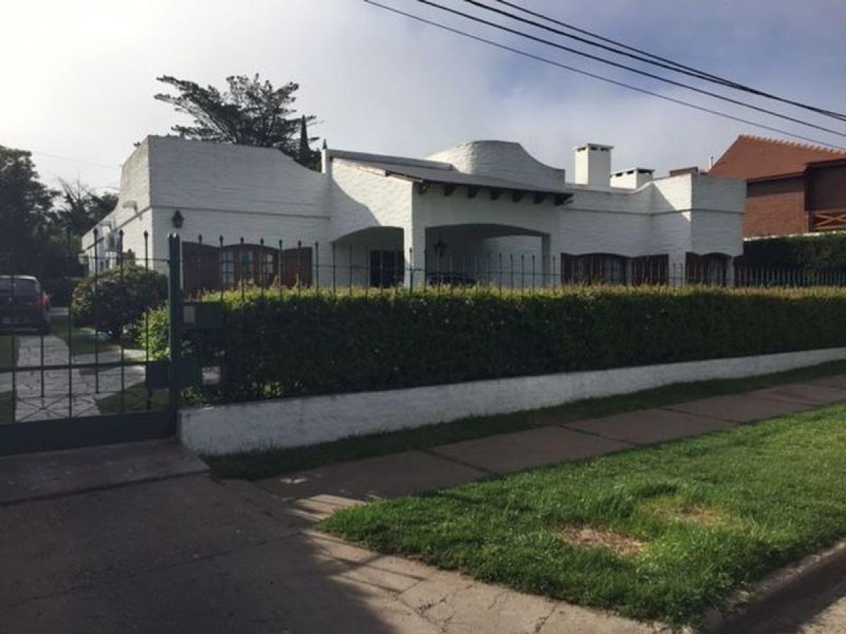 3 bedrooms House in Buenos Aires, Argentina No. 72842