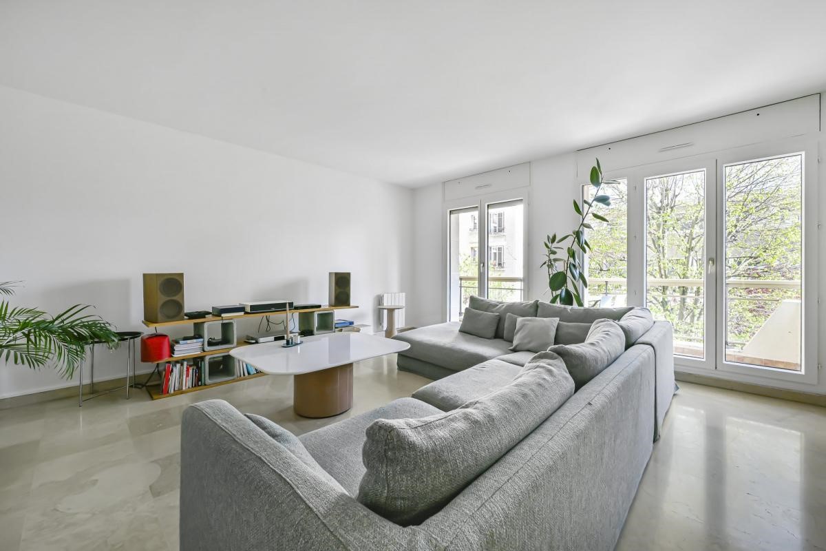 3 Schlafzimmer Wohnung in Saint-Mande, France, Nr. 347428