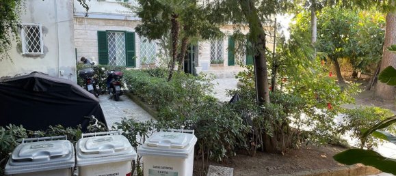 26m² Commercial property in Naples, Italy No. 319683 2