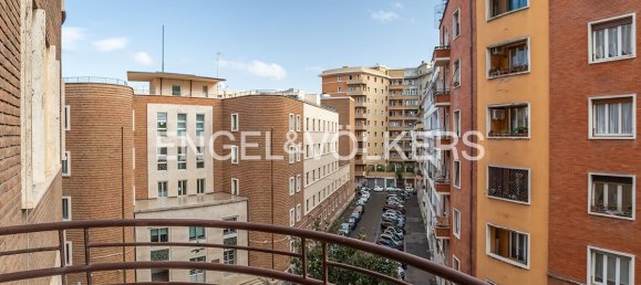 3 bedrooms Apartment in Rome, Italy No. 68725 17