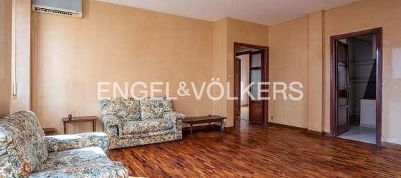 3 bedrooms Apartment in Rome, Italy No. 68725 5
