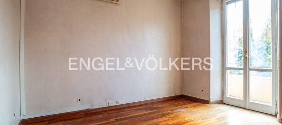 3 bedrooms Apartment in Rome, Italy No. 68725 9