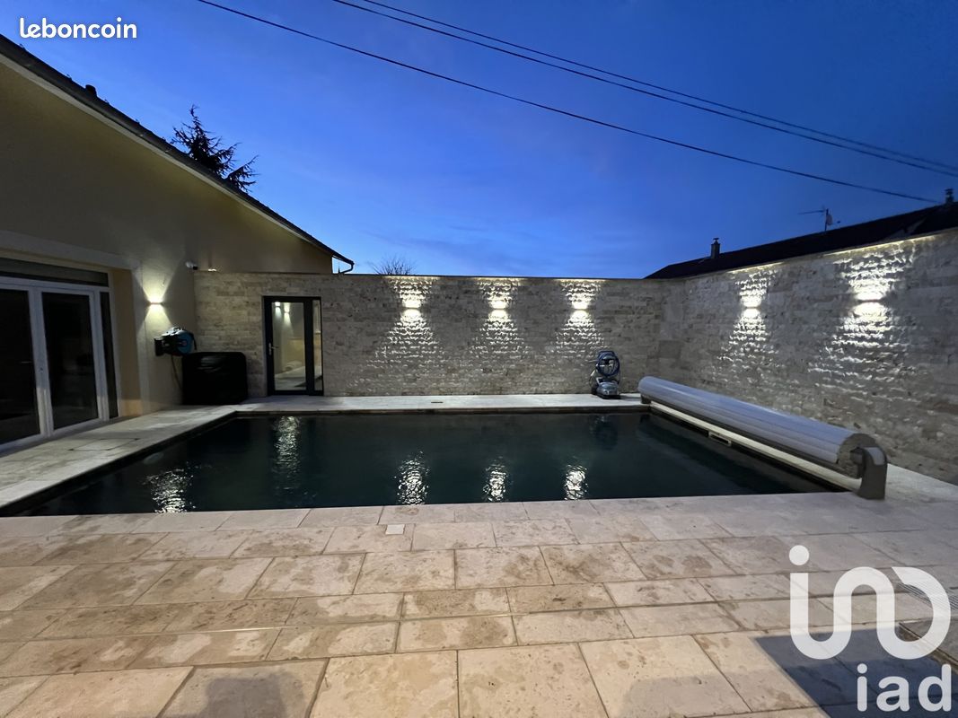 3 bedrooms House in Illiers-Combray, France No. 67139