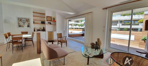 2 bedrooms Apartment in Cannes, France No. 245841 4