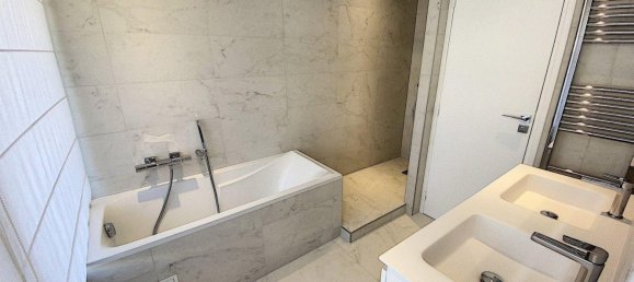 2 bedrooms Apartment in Cannes, France No. 245841 8