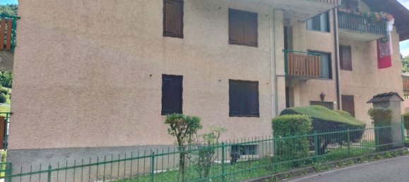 3-salle Appartement à Algua, Italy No. 285183 2