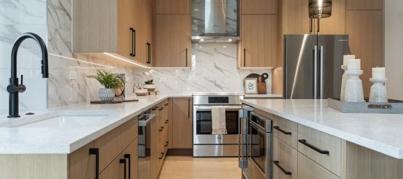 3 Schlafzimmer Cafe / Restaurant in Avon, USA, Nr. 47 13